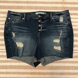 | TORRID | jean shorts. Size 20.